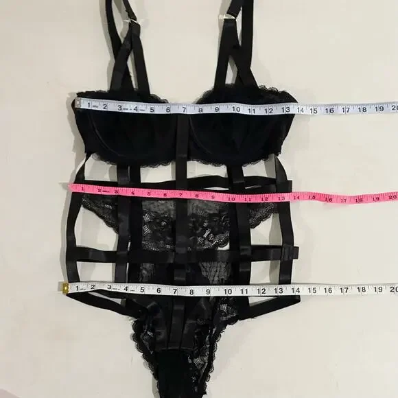 Midnight Muse Black Cutout Harness Lace Bodysuit Sz M - Picture 5 of 13